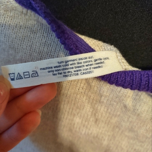 SOLD Vintage Aeropostale Jersey Style Sweater - Picture 3 of 6